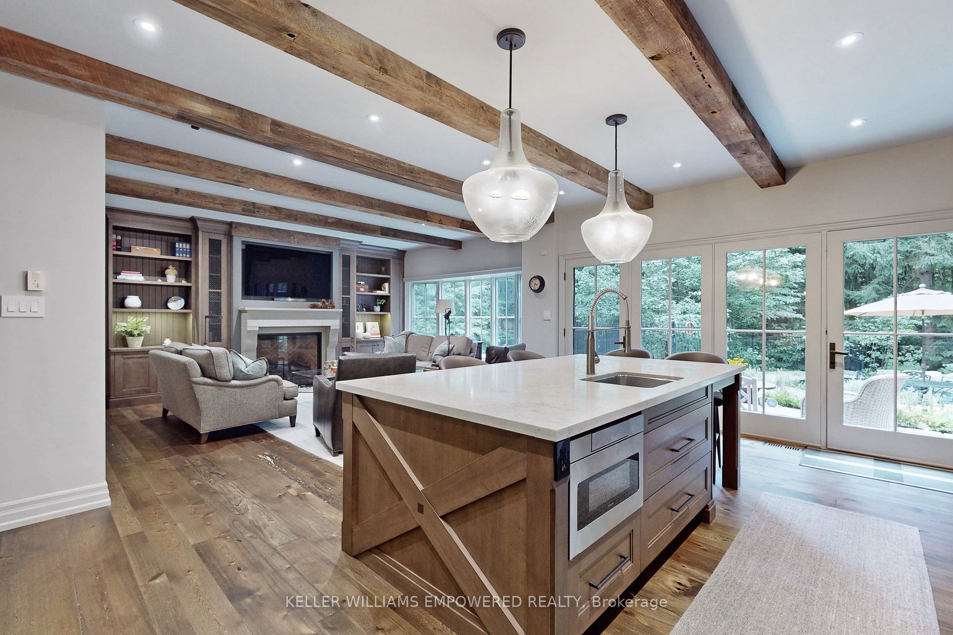 7 Bridgewater Dr