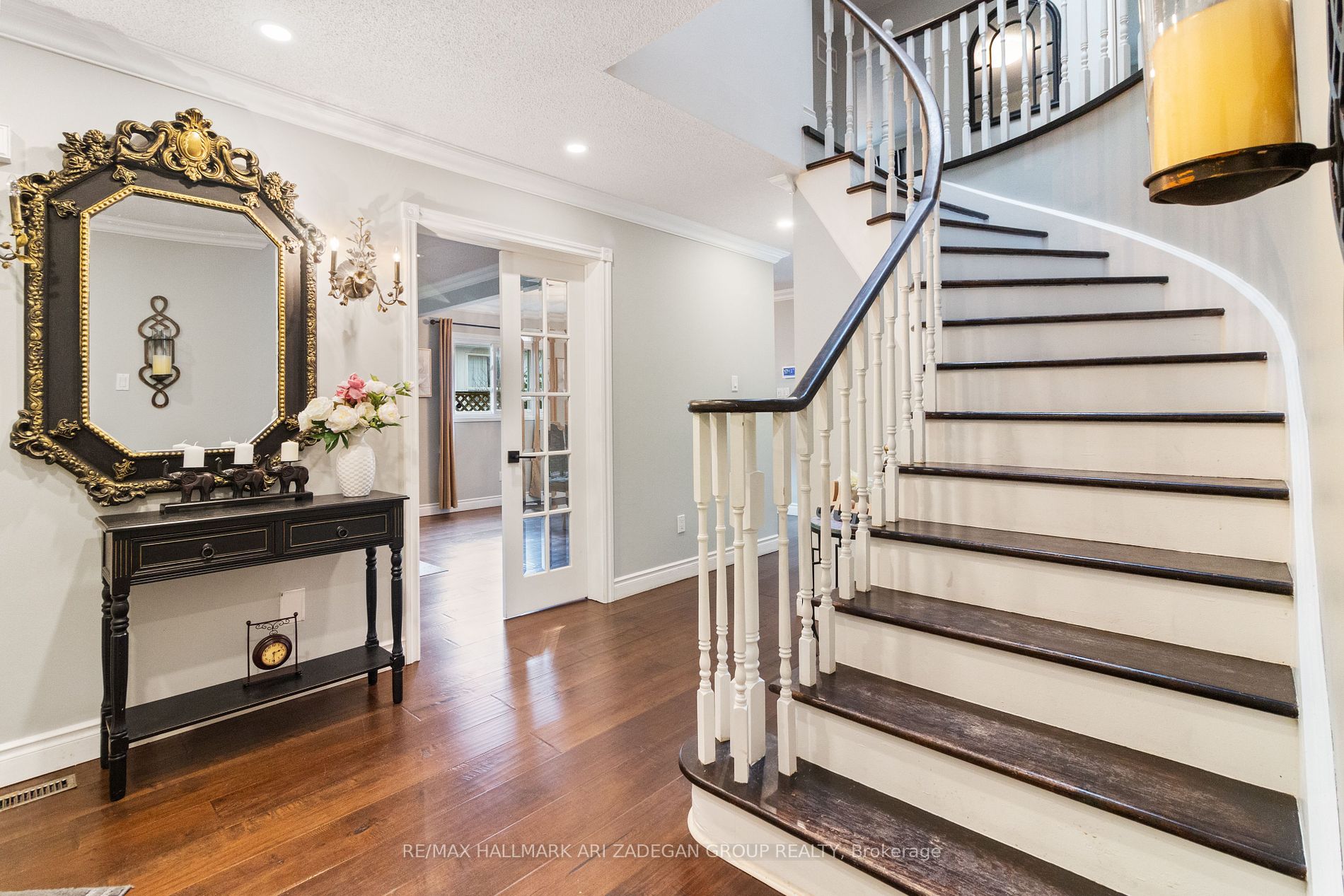 16 Roseborough Crescent