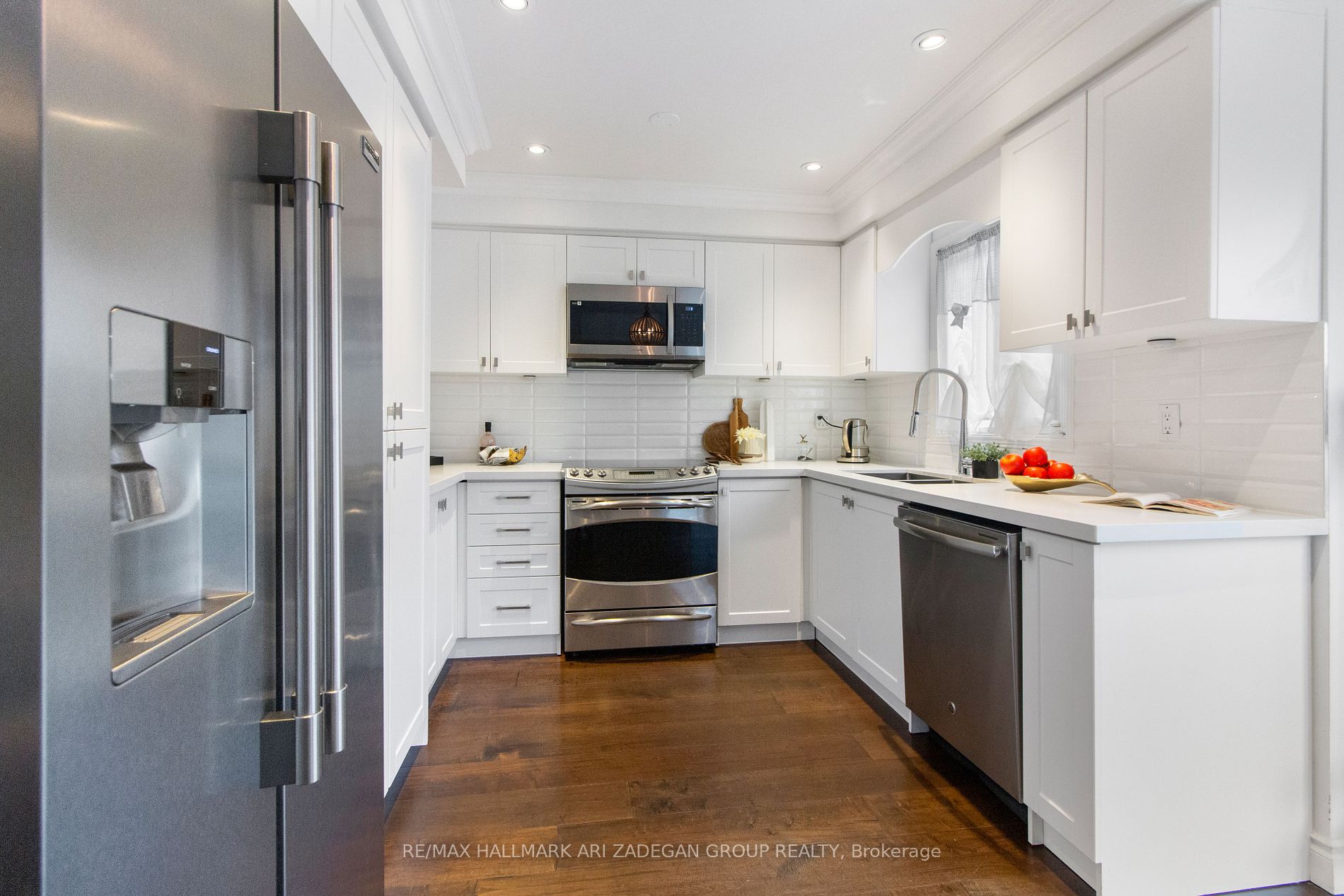 16 Roseborough Crescent
