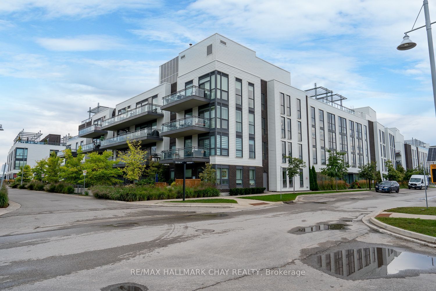 271 Sea Ray Avenue, #B304