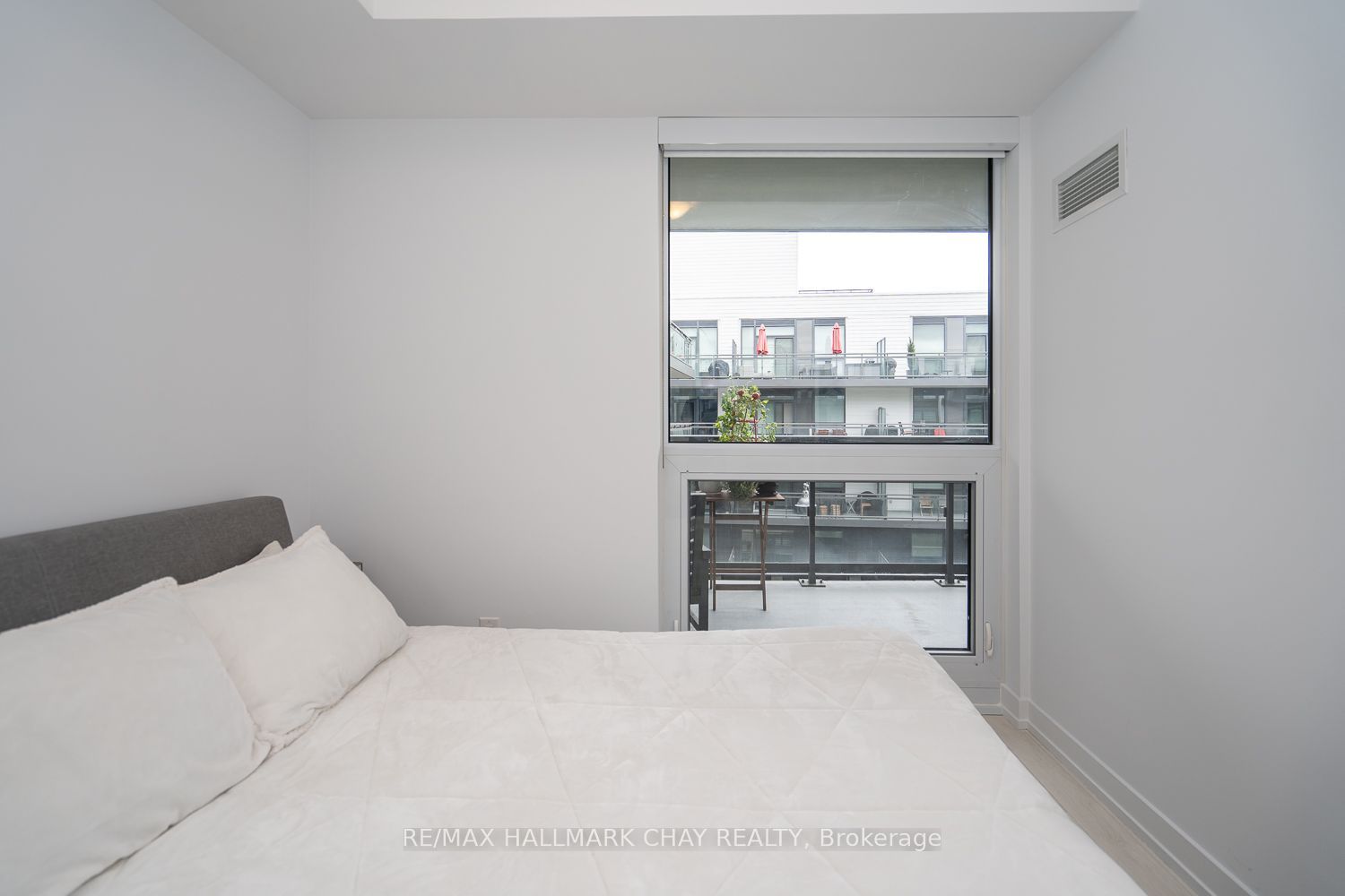 271 Sea Ray Avenue, #B304
