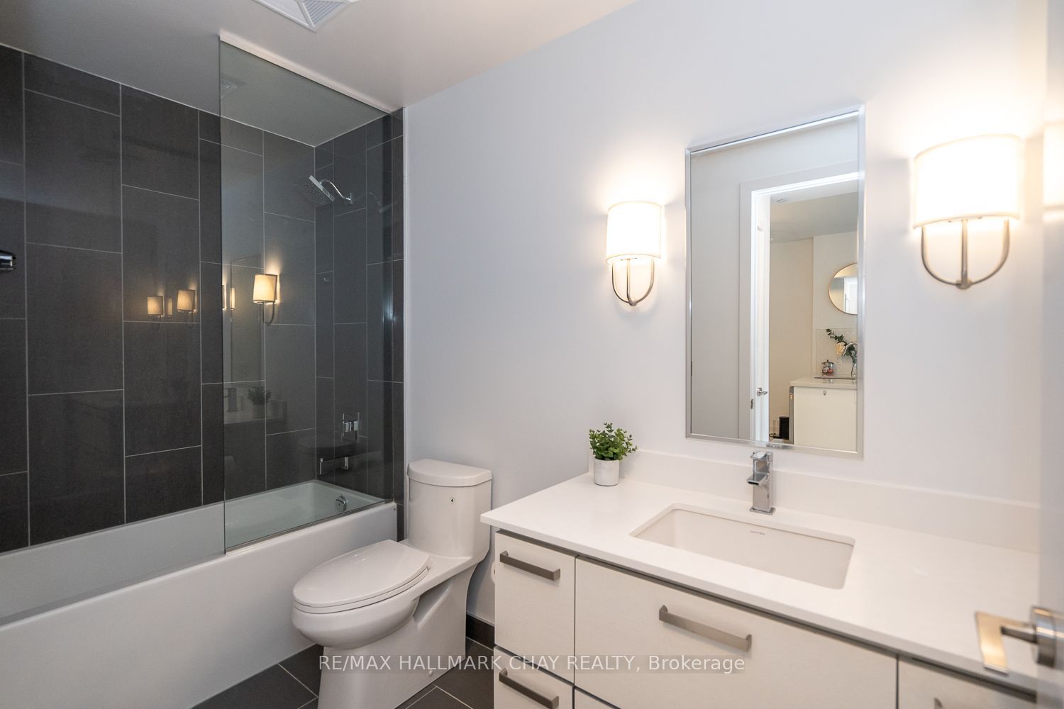 271 Sea Ray Avenue, #B304