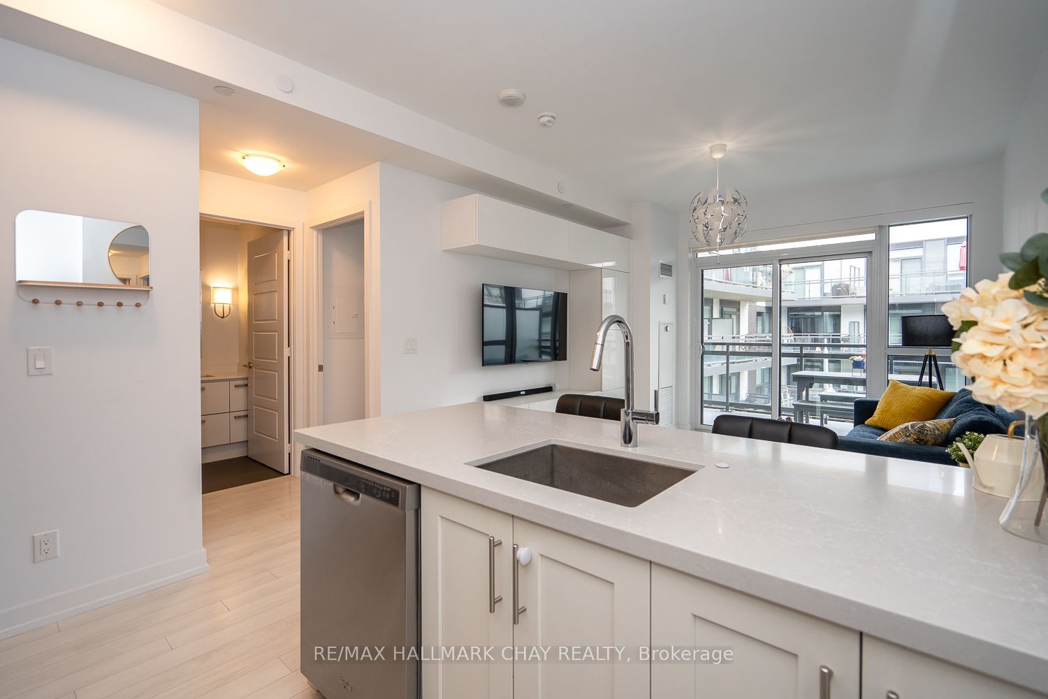 271 Sea Ray Avenue, #B304