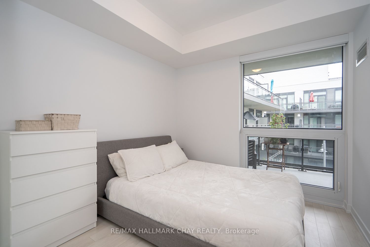 271 Sea Ray Avenue, #B304
