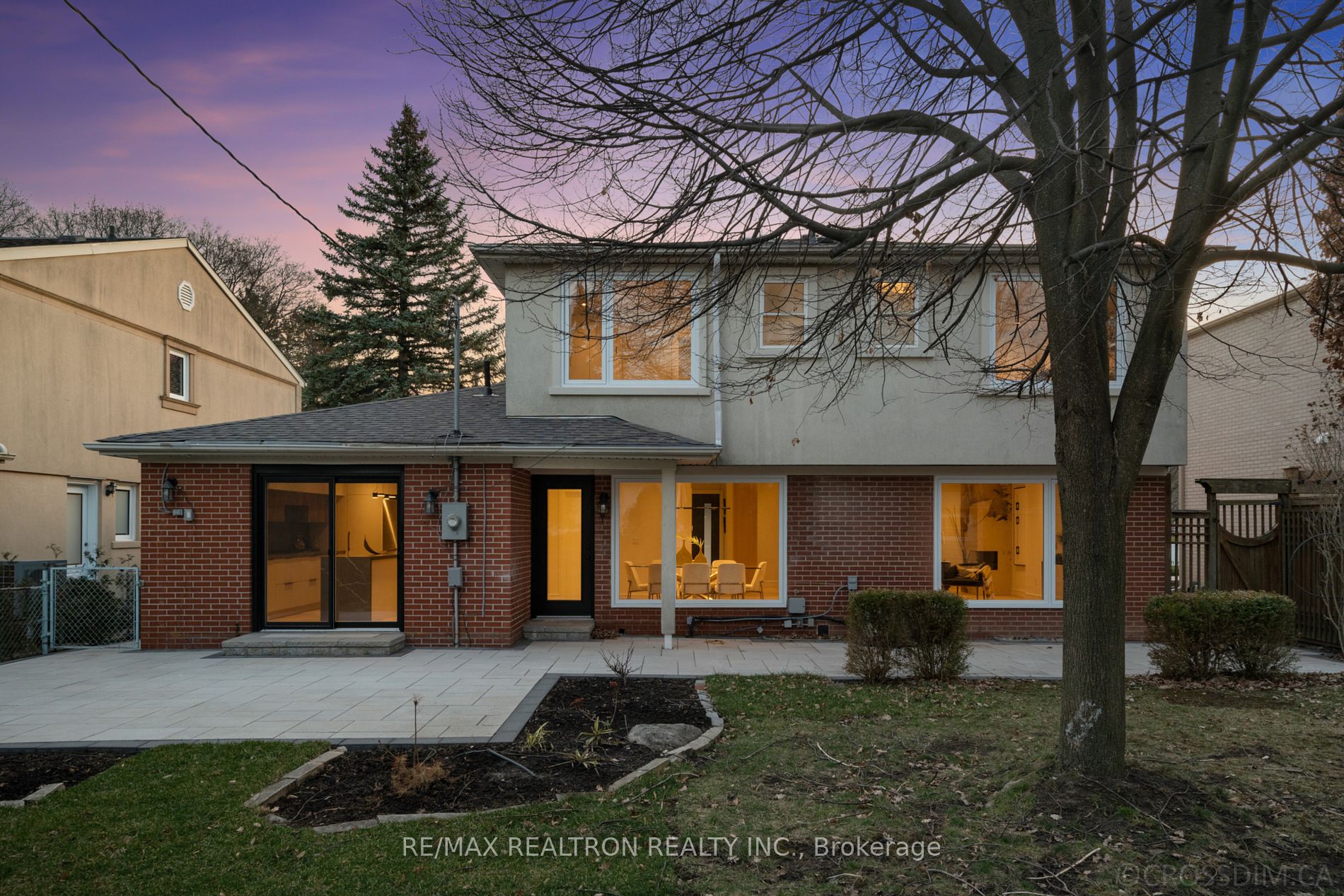 125 Bay Thorn Dr