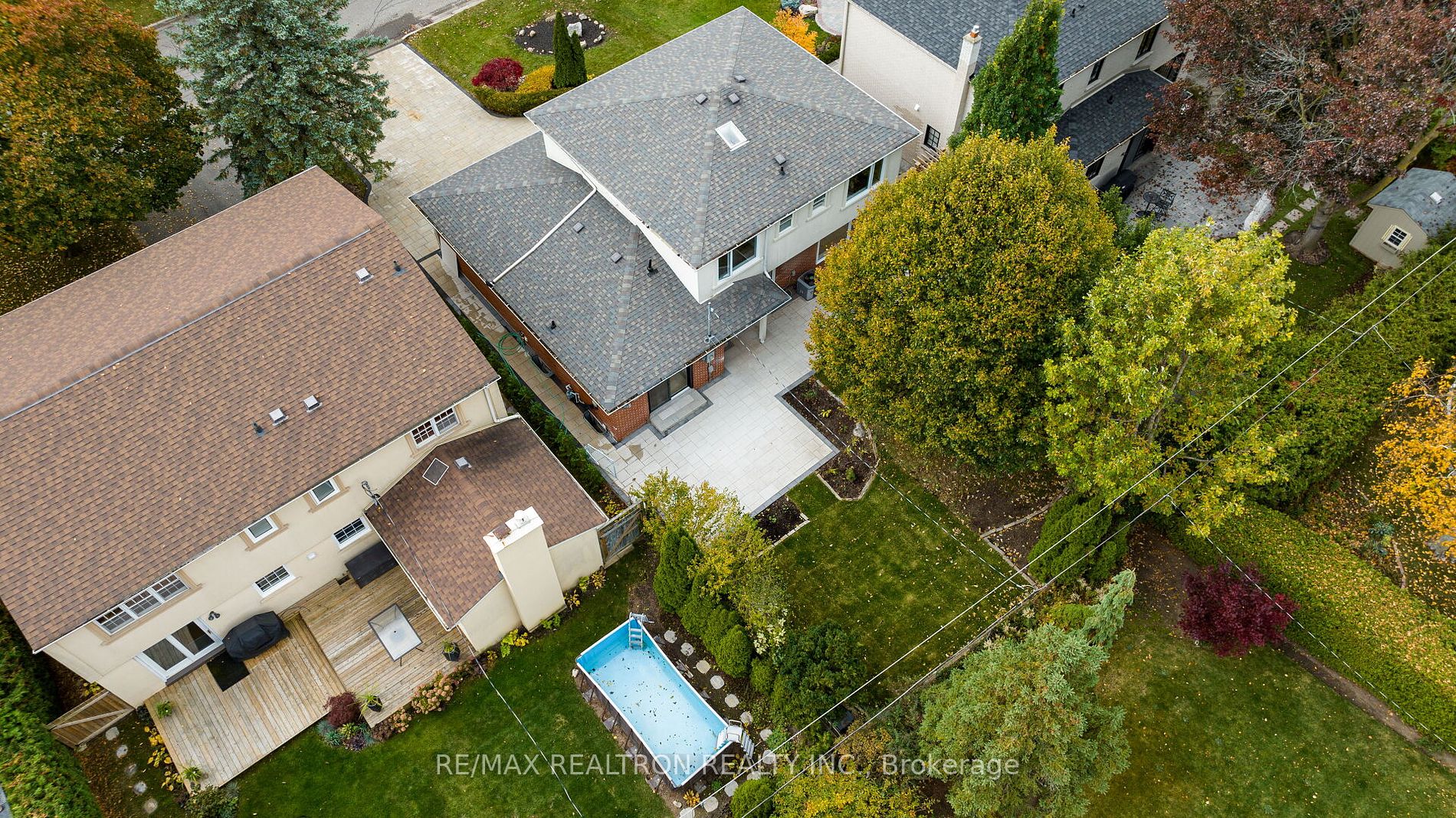 125 Bay Thorn Dr