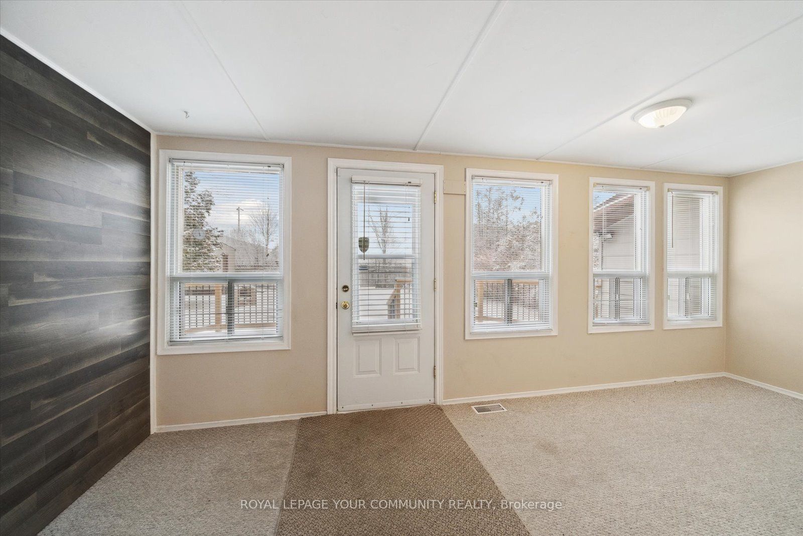 32 Franklin Beach Road