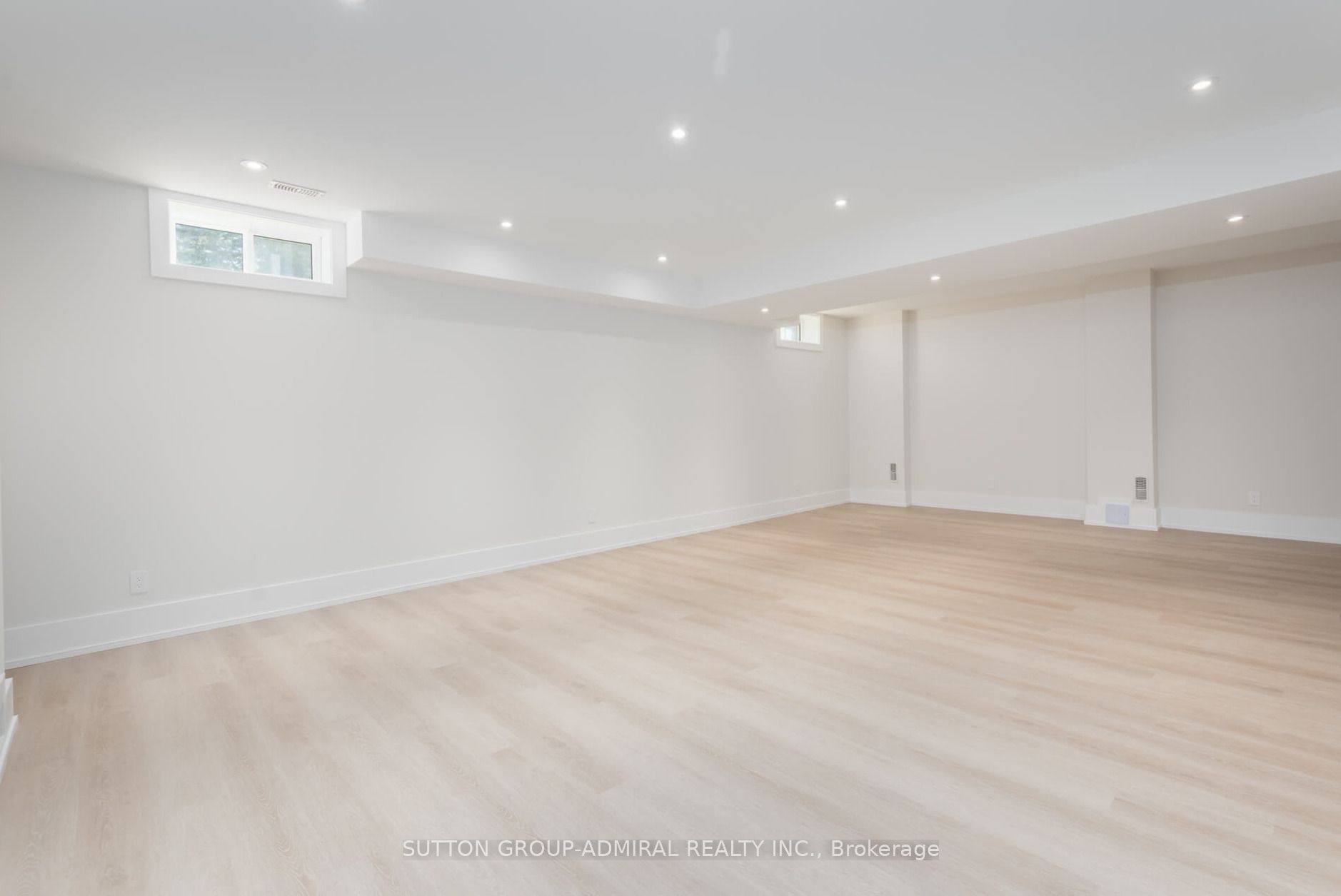 17 Leyburn Avenue