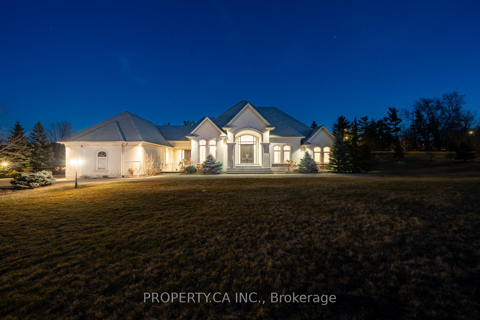 61 Charles Cooper Crt