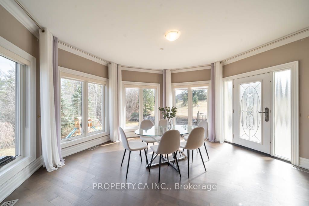 61 Charles Cooper Crt