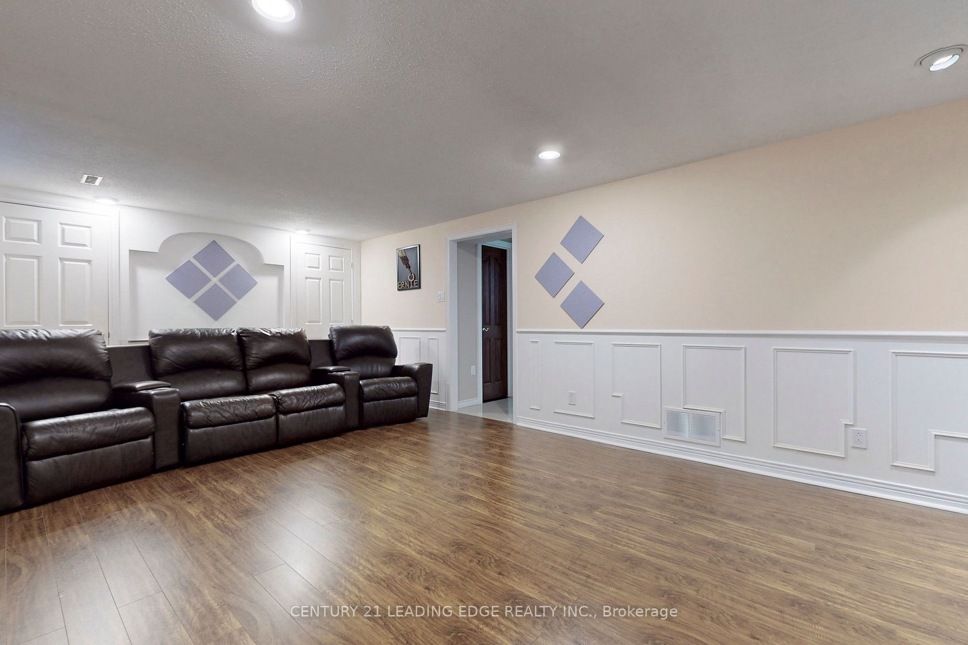 16 Milne Lane