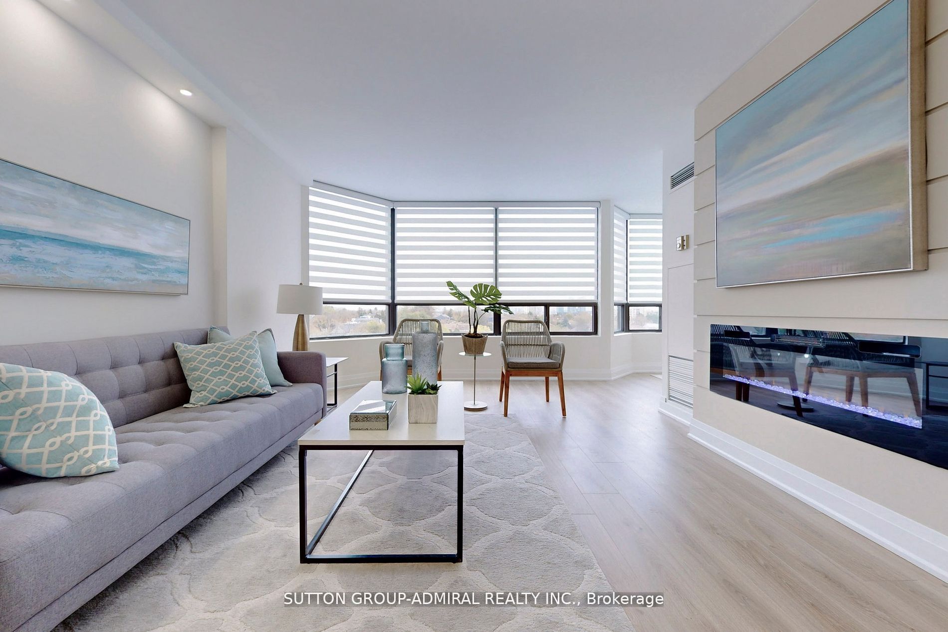 7460 Bathurst St, #706