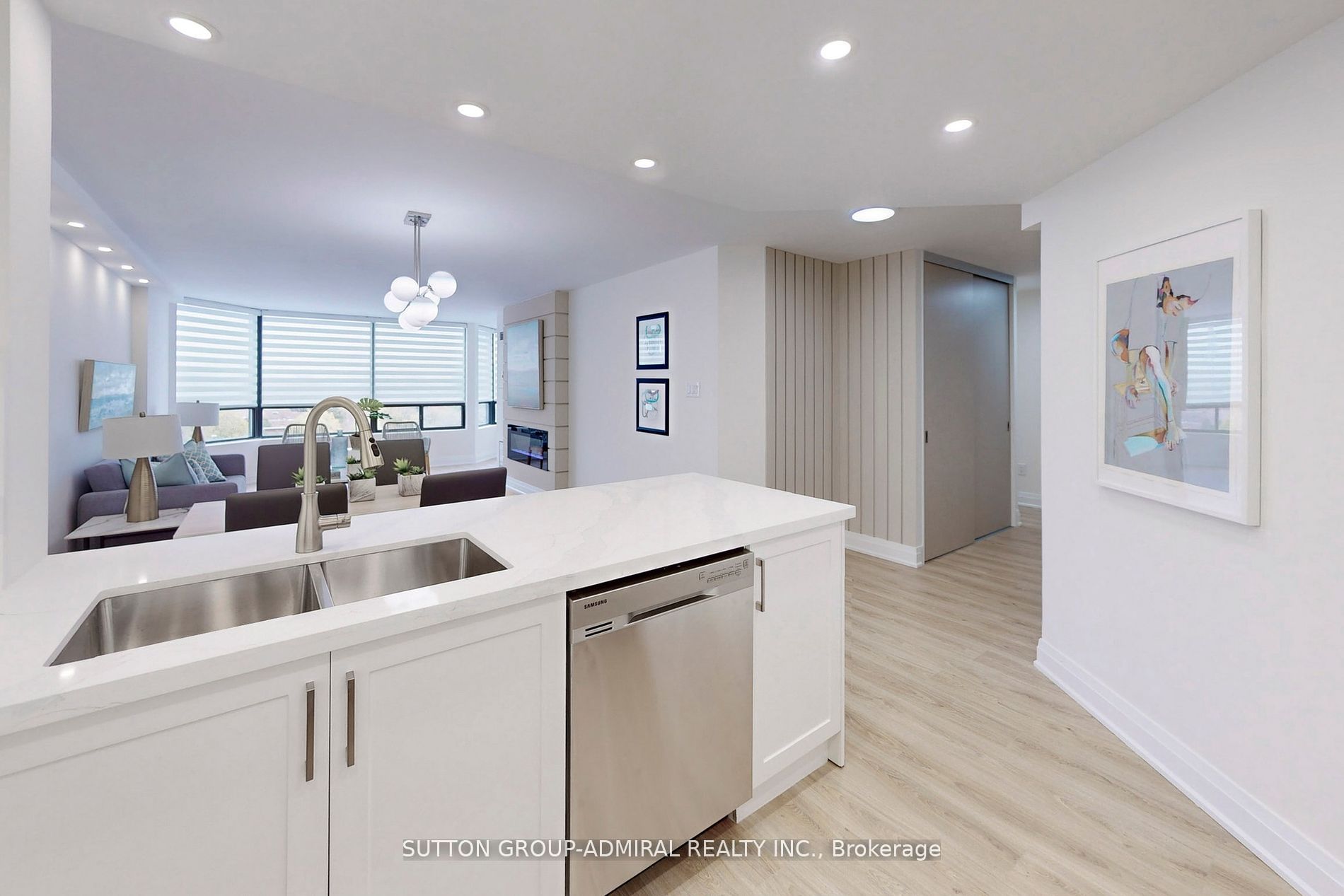7460 Bathurst St, #706