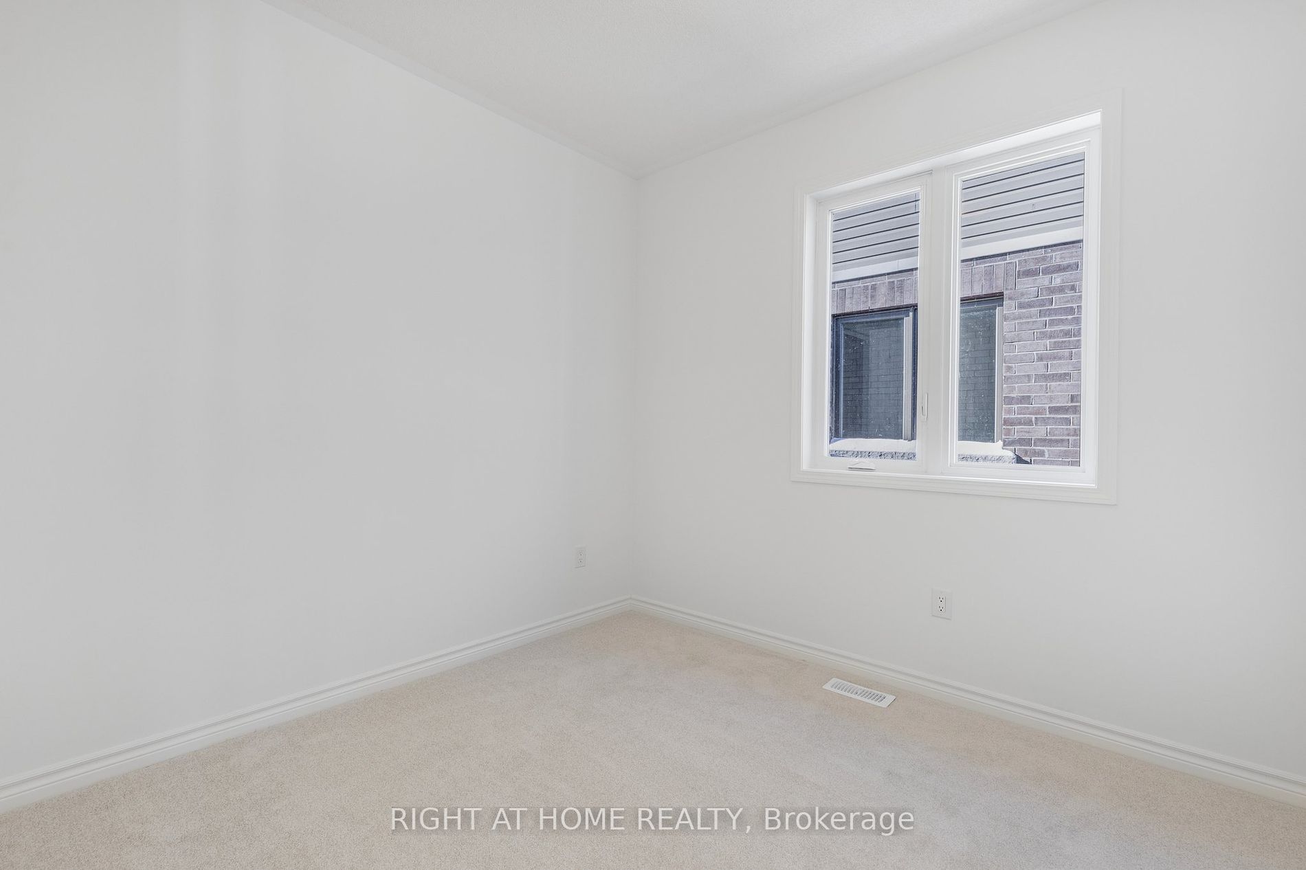 720 Mika St