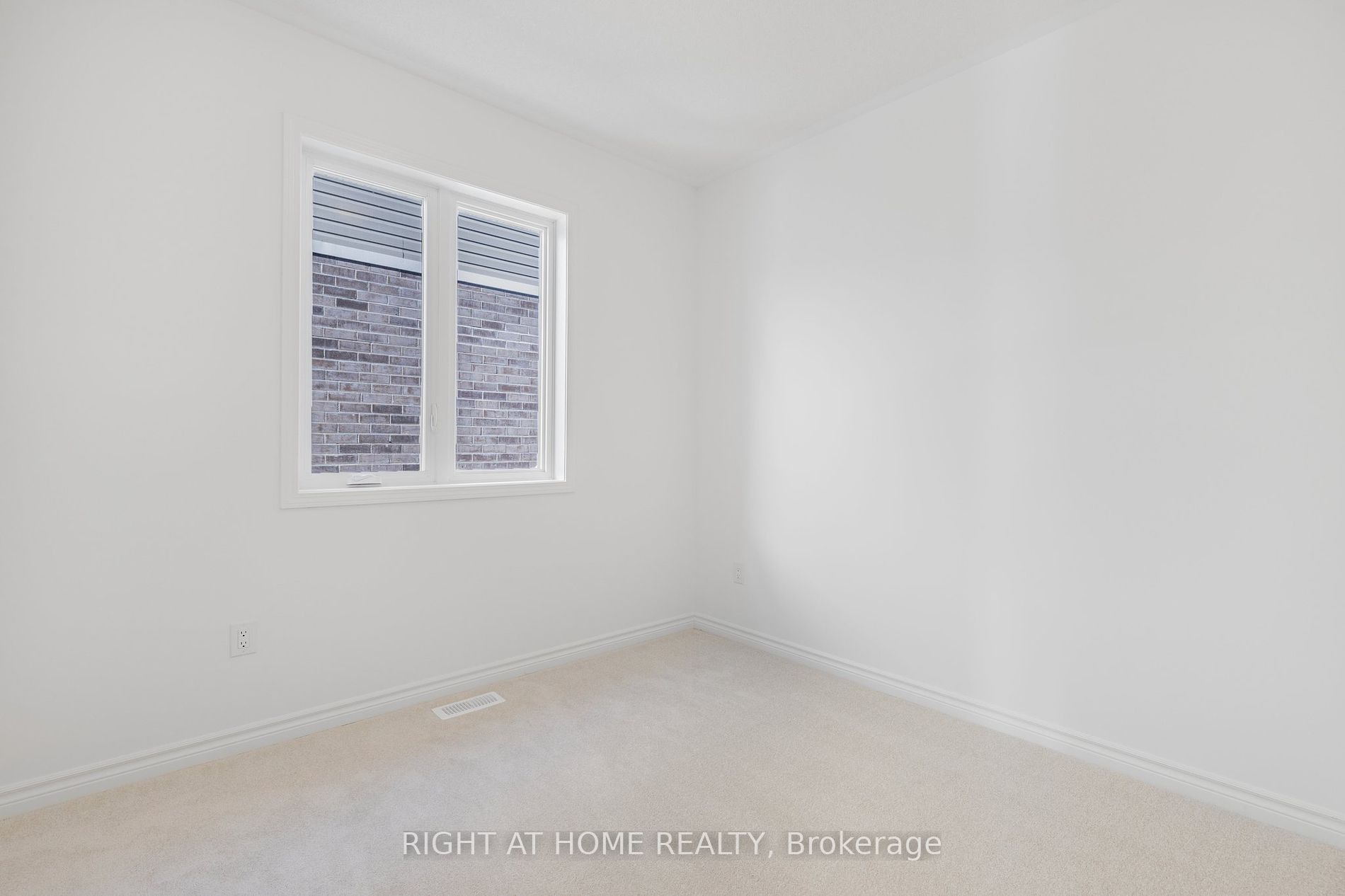 720 Mika St