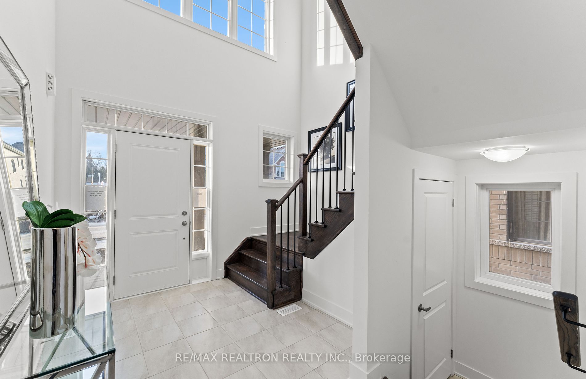 4 Kentledge Avenue