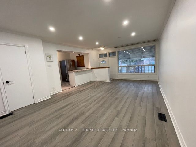 231 Blue Grass Boulevard