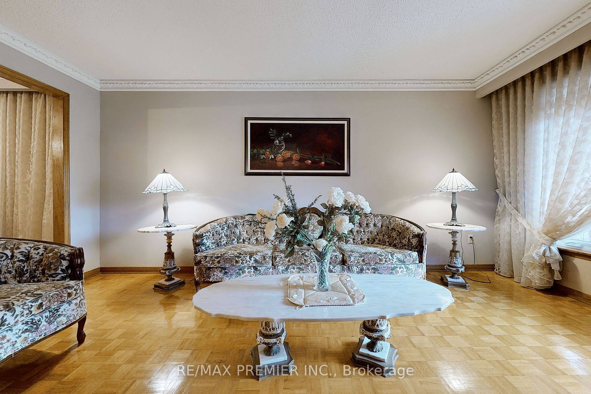 136 Villa Park Dr