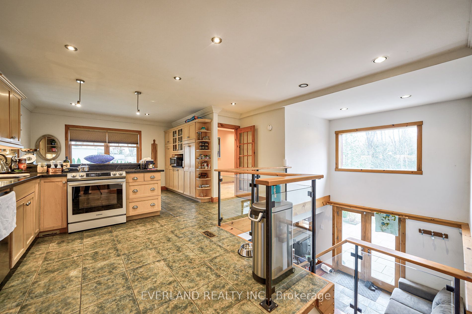 4086 Lloydtown-Aurora Rd
