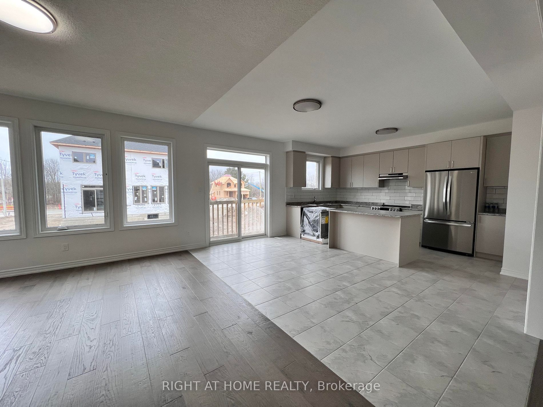 4 Wakefield Boulevard