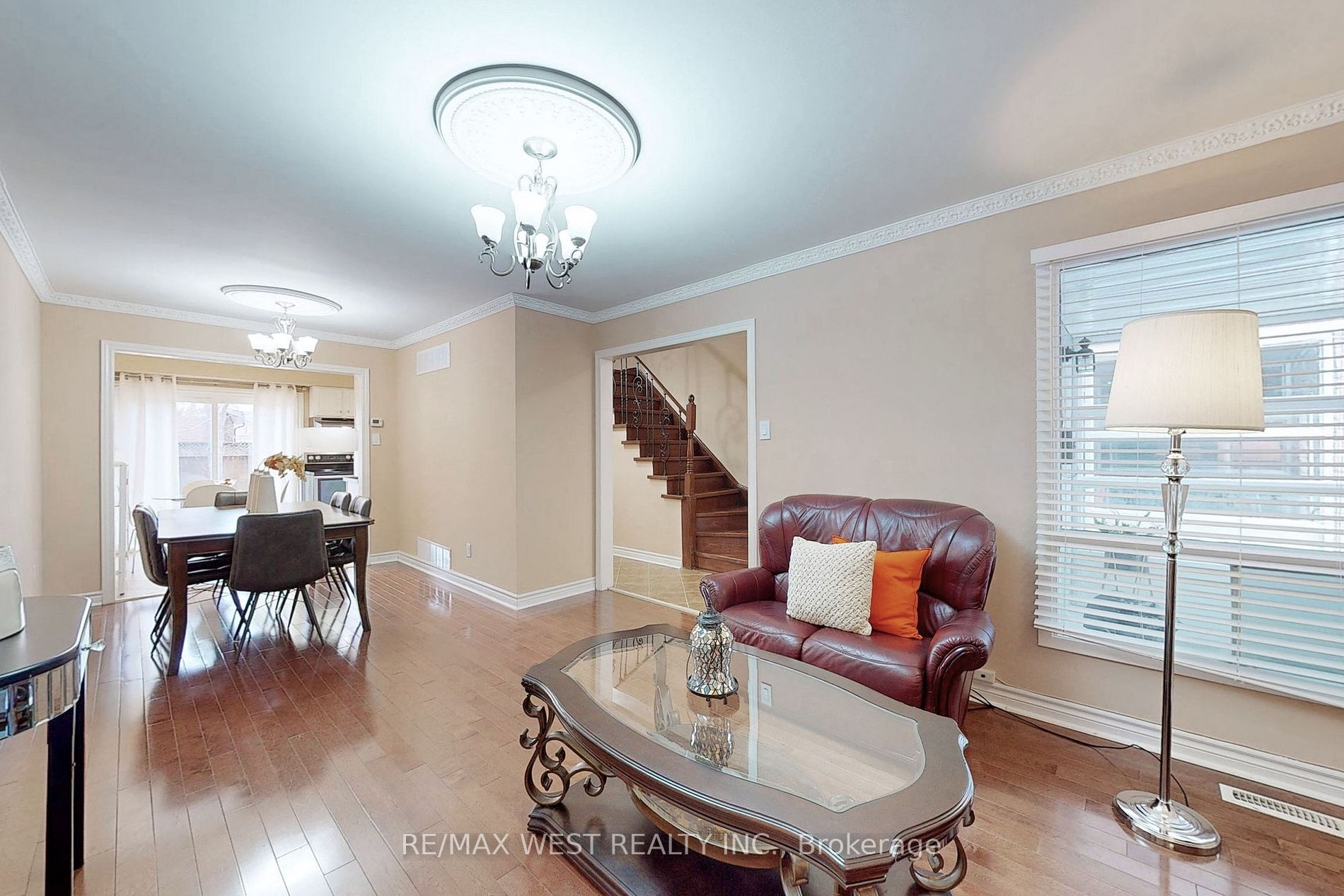 66 Cog Hill Dr