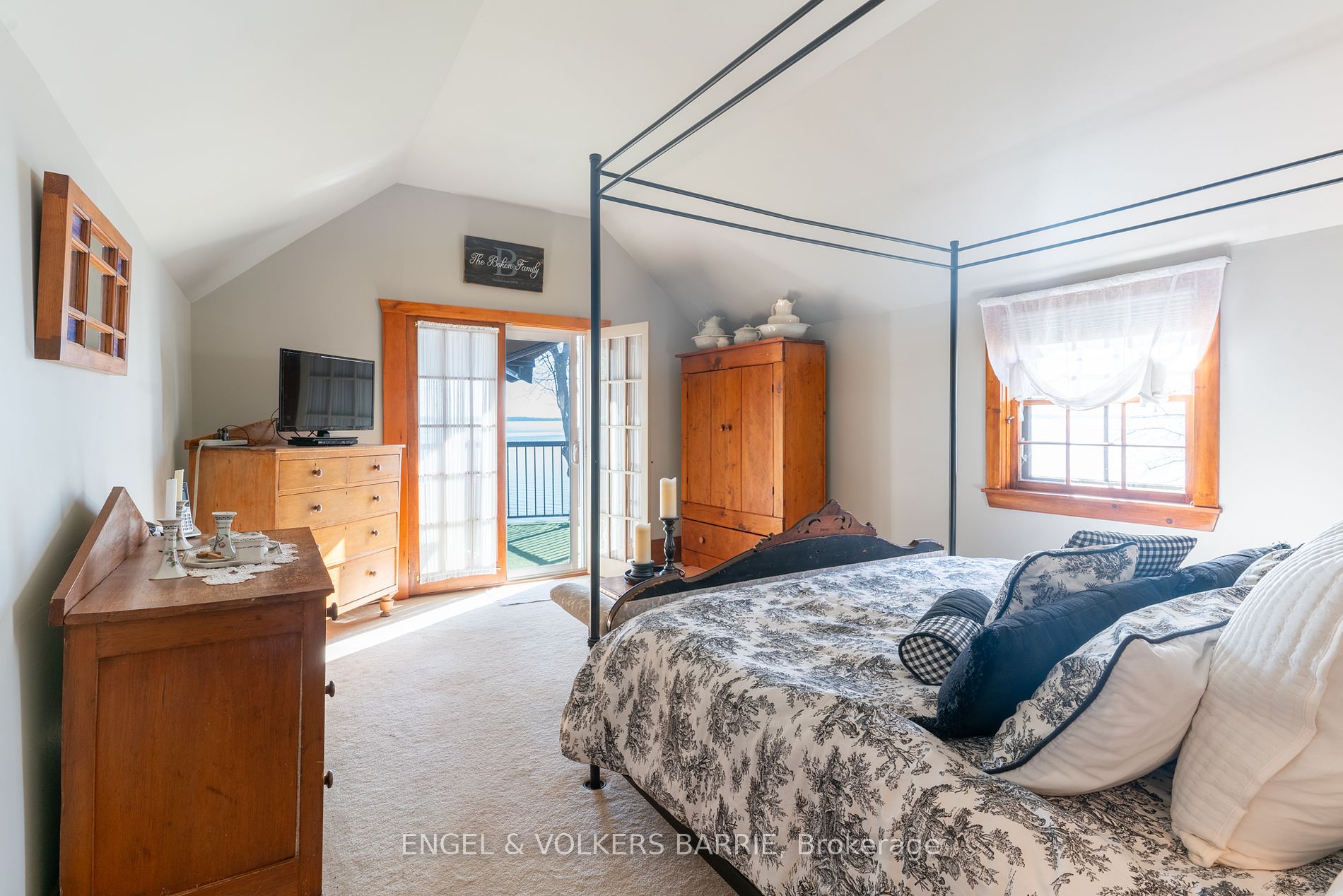 219 Bayshore Road