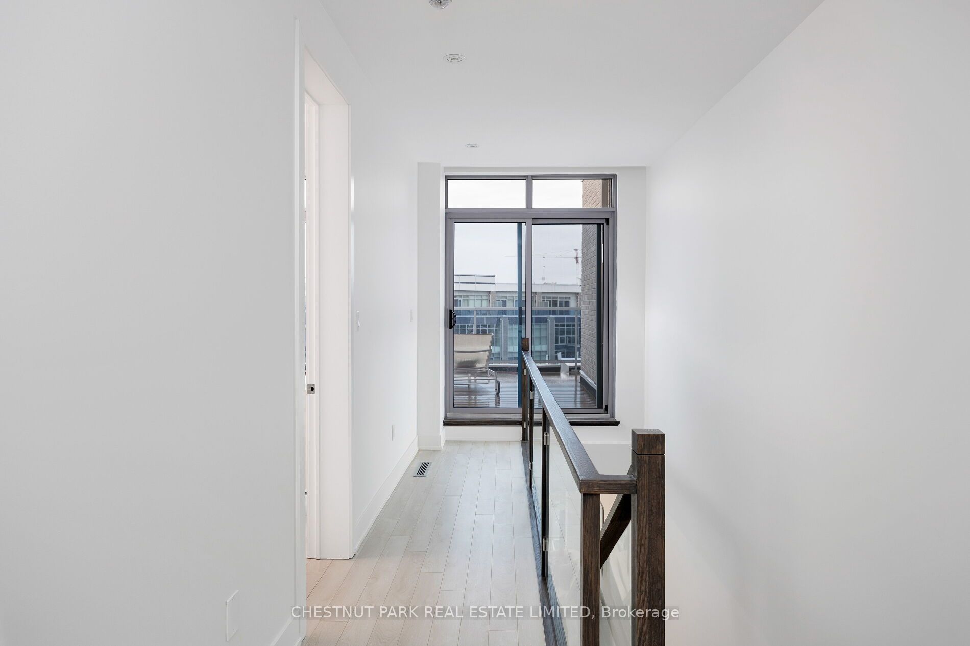 3718 Mangusta Court