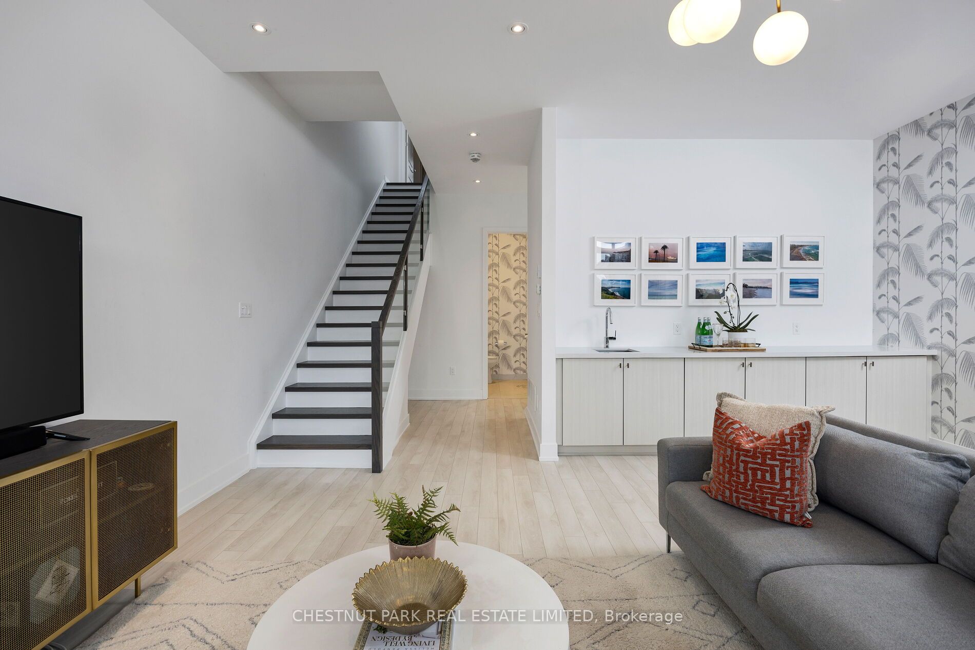 3718 Mangusta Court