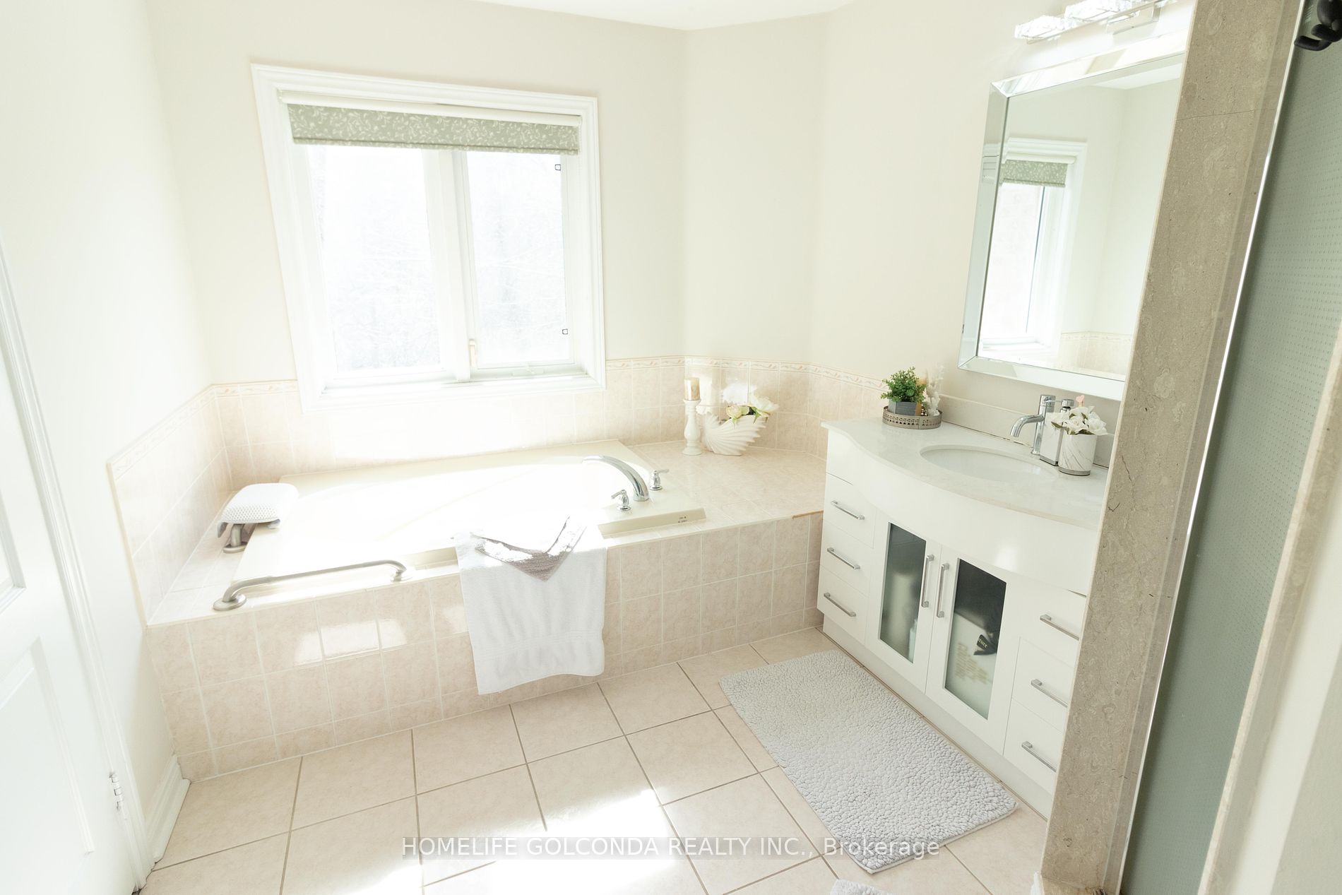 61 Gamble Glen Cres S
