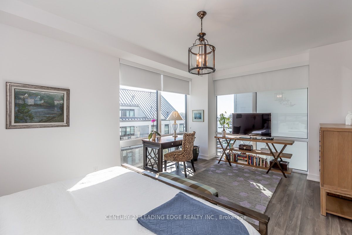 303 Broward Way, #97