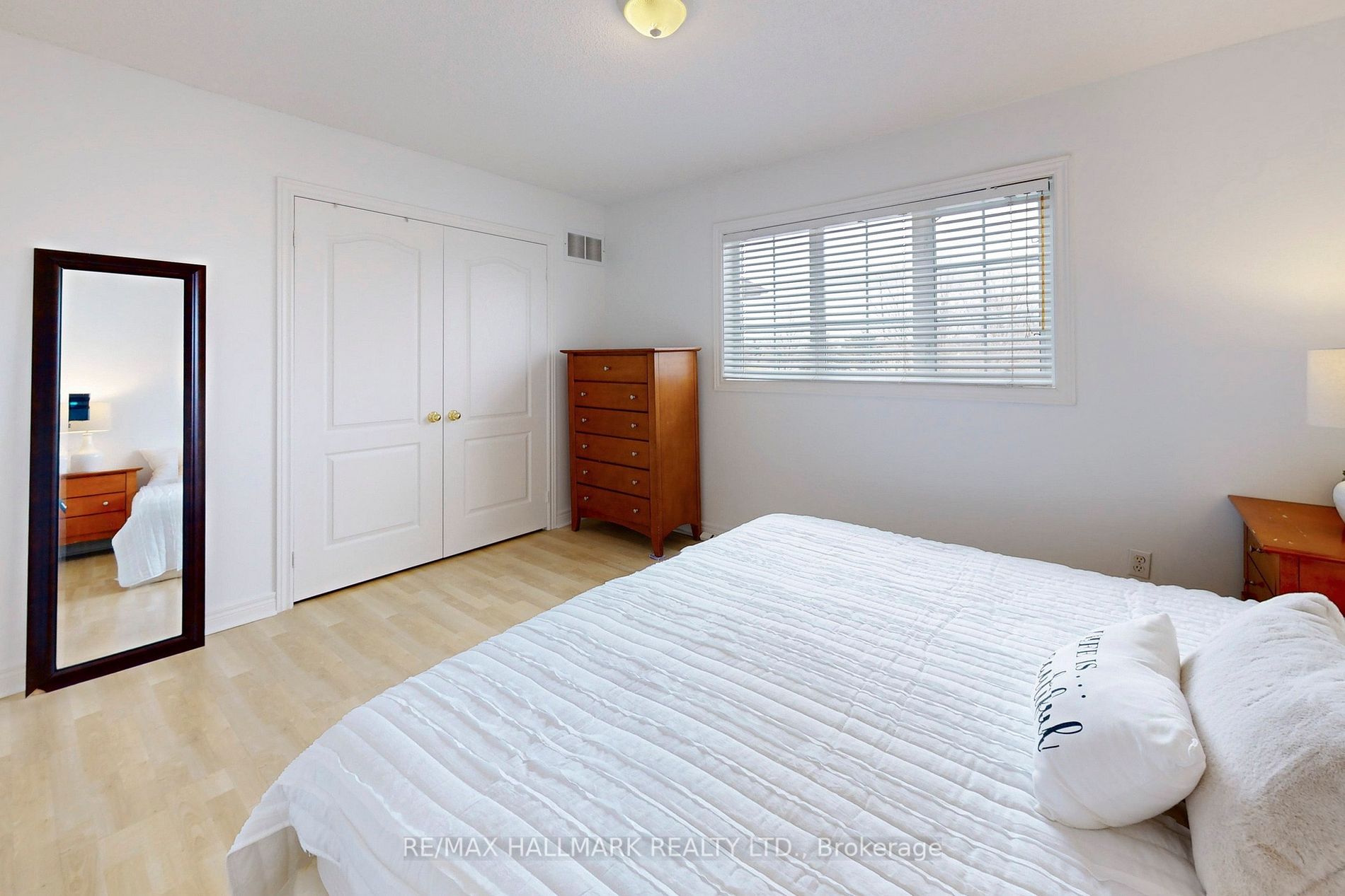 536 Rourke Place