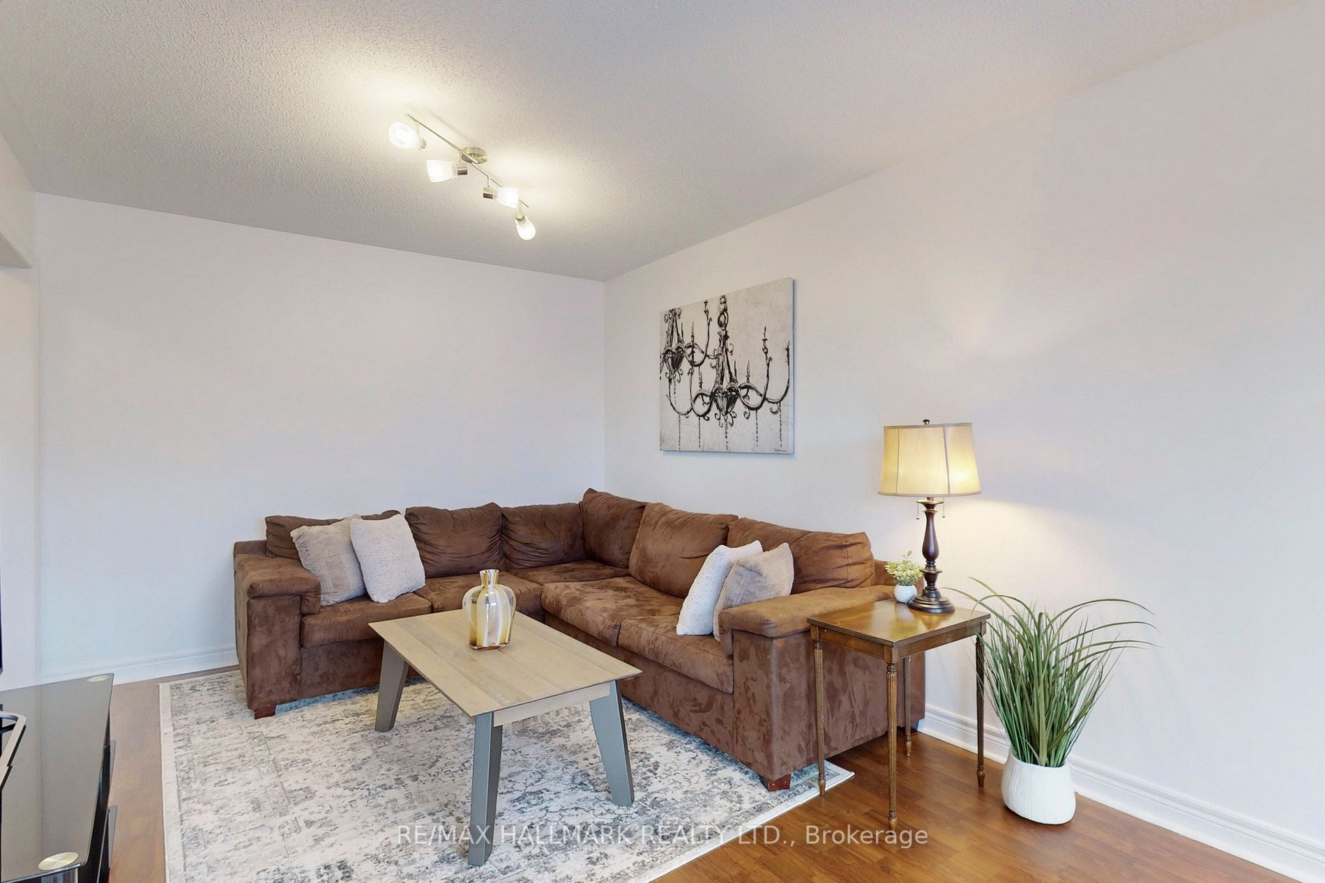 536 Rourke Place