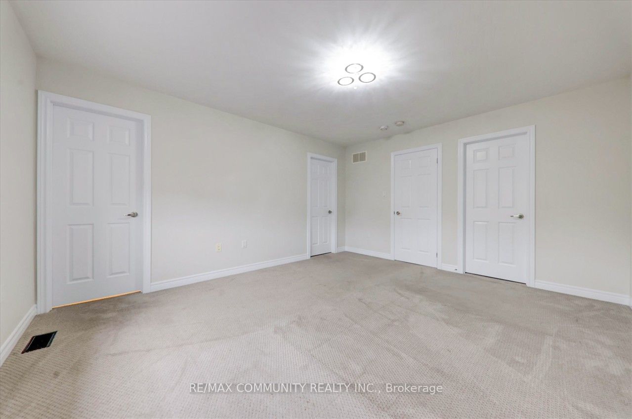 89 Gallagher Crescent W