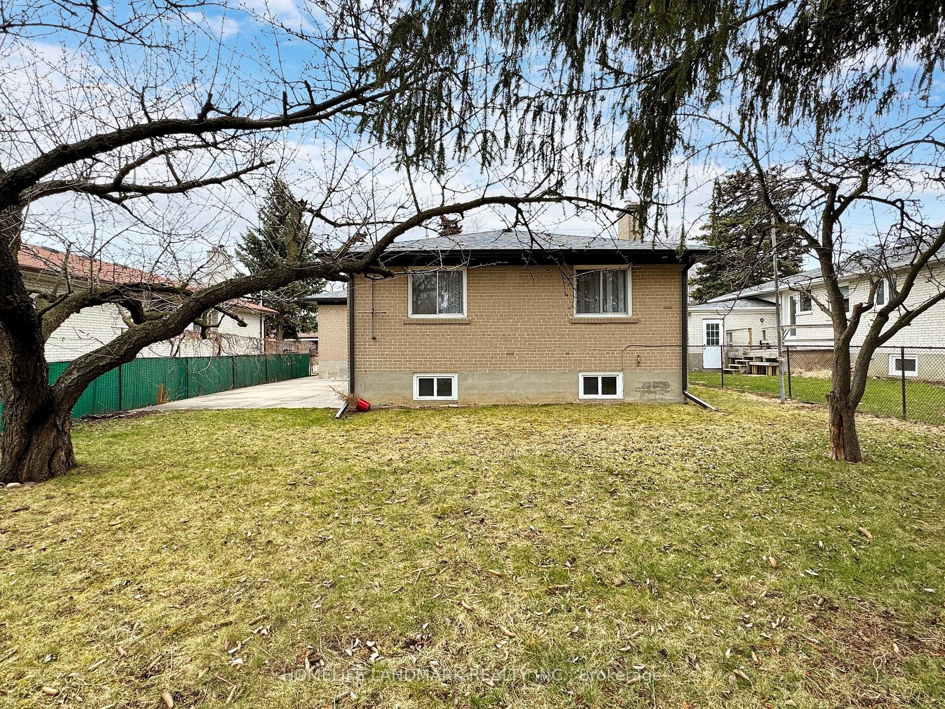 66 Clark Ave