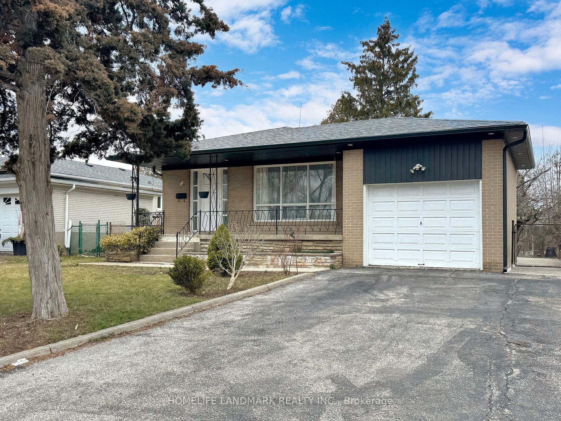 66 Clark Ave