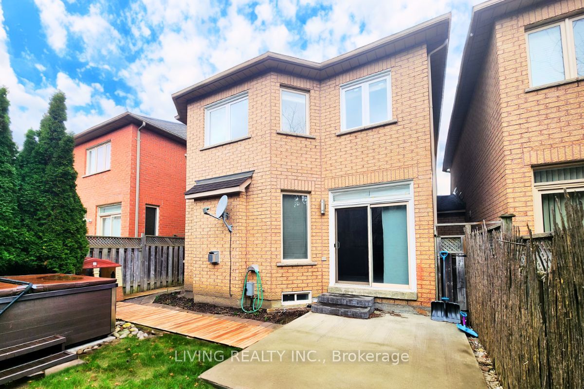 52 Cider Cres
