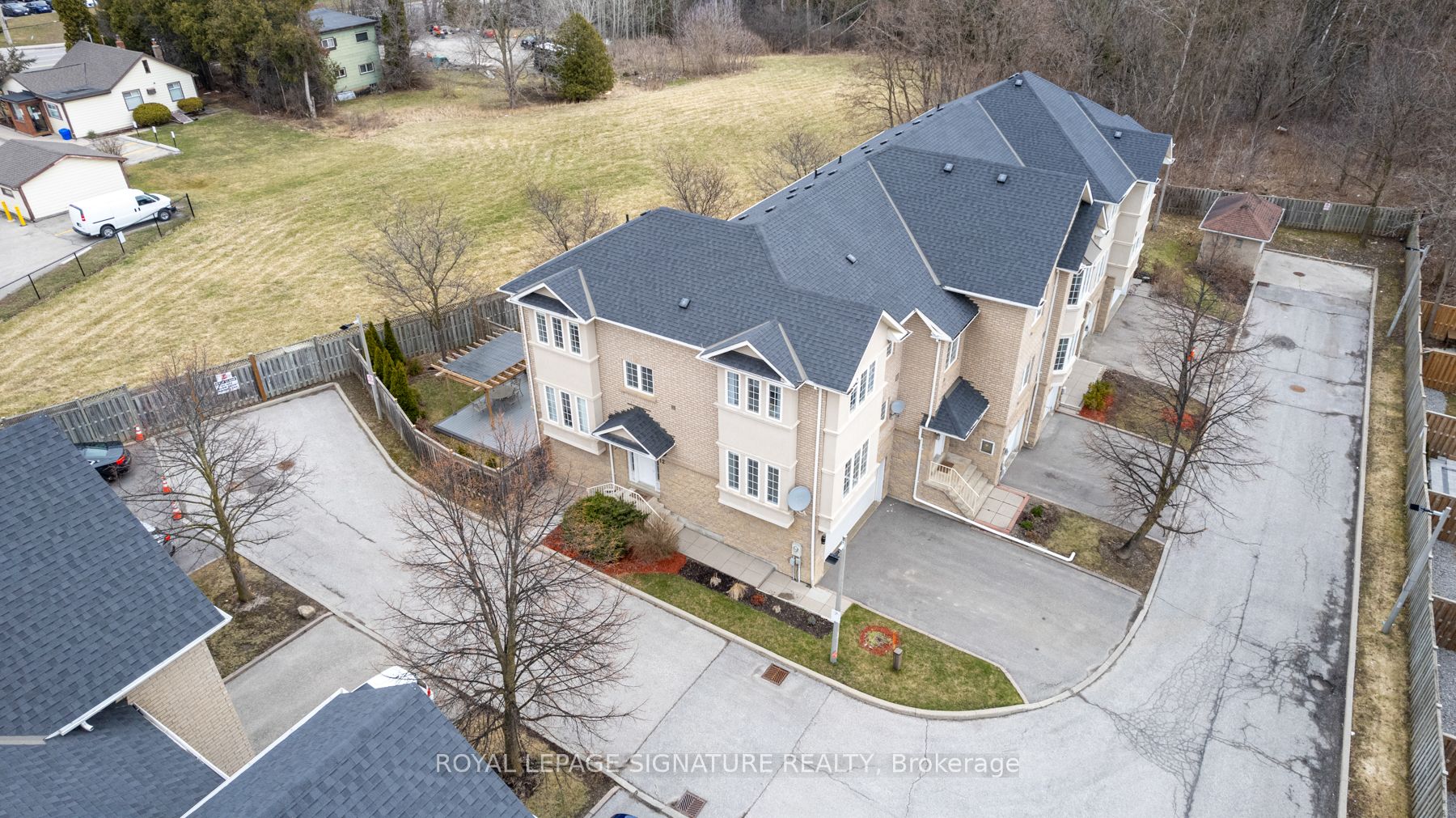 10719 Bathurst Street, #12