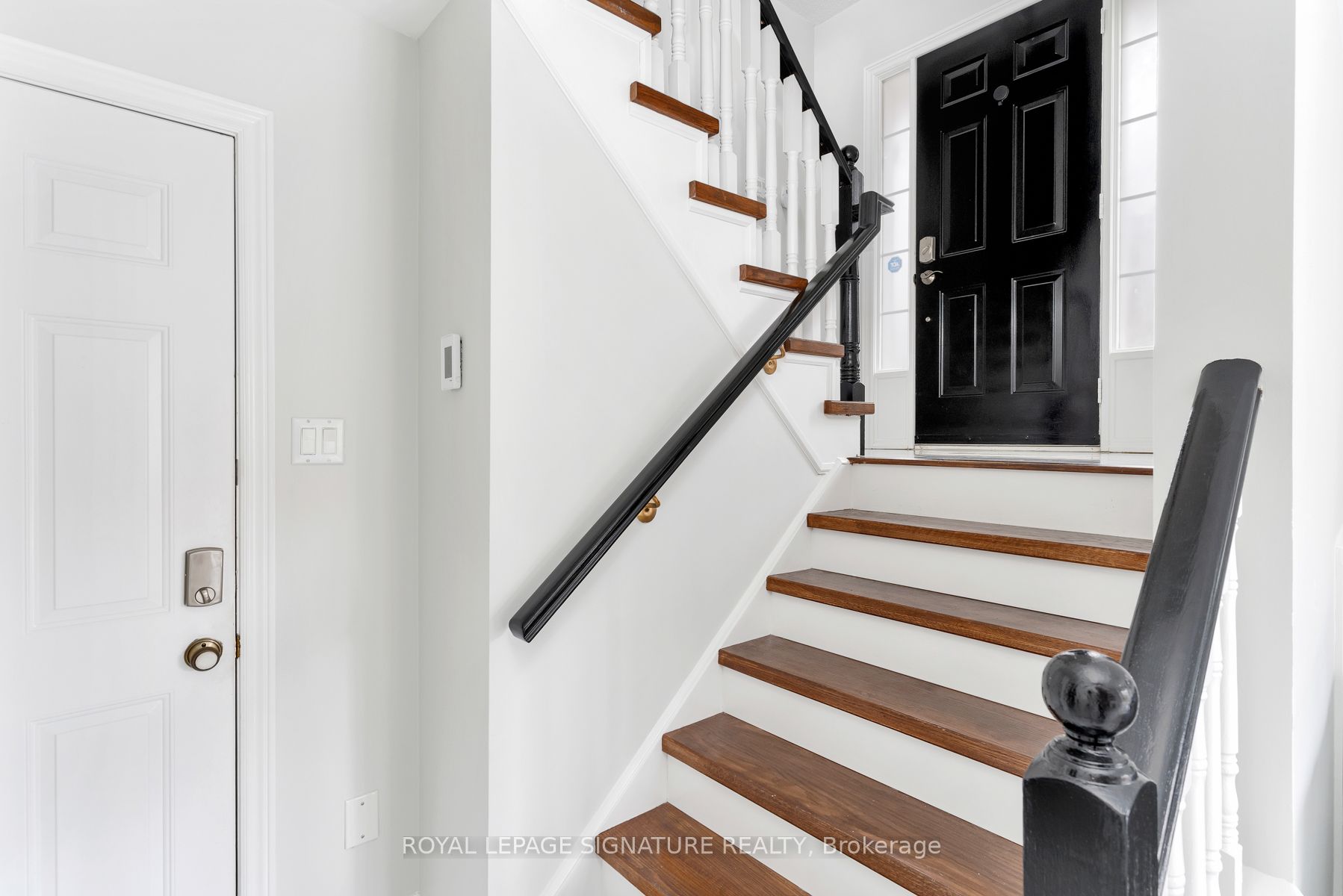 10719 Bathurst Street, #12