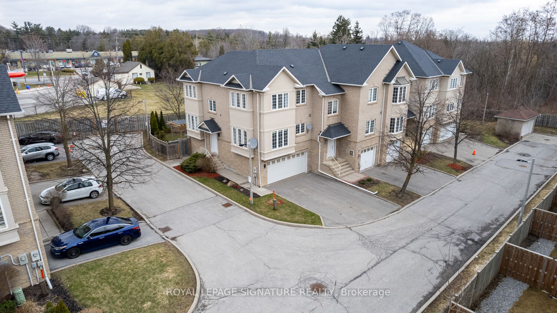 10719 Bathurst Street, #12