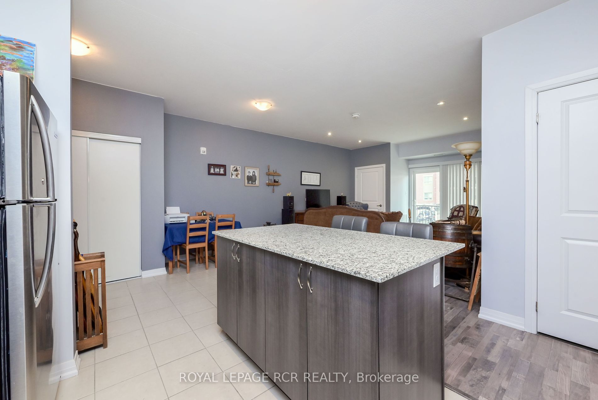 157 Wellington Street E, #105