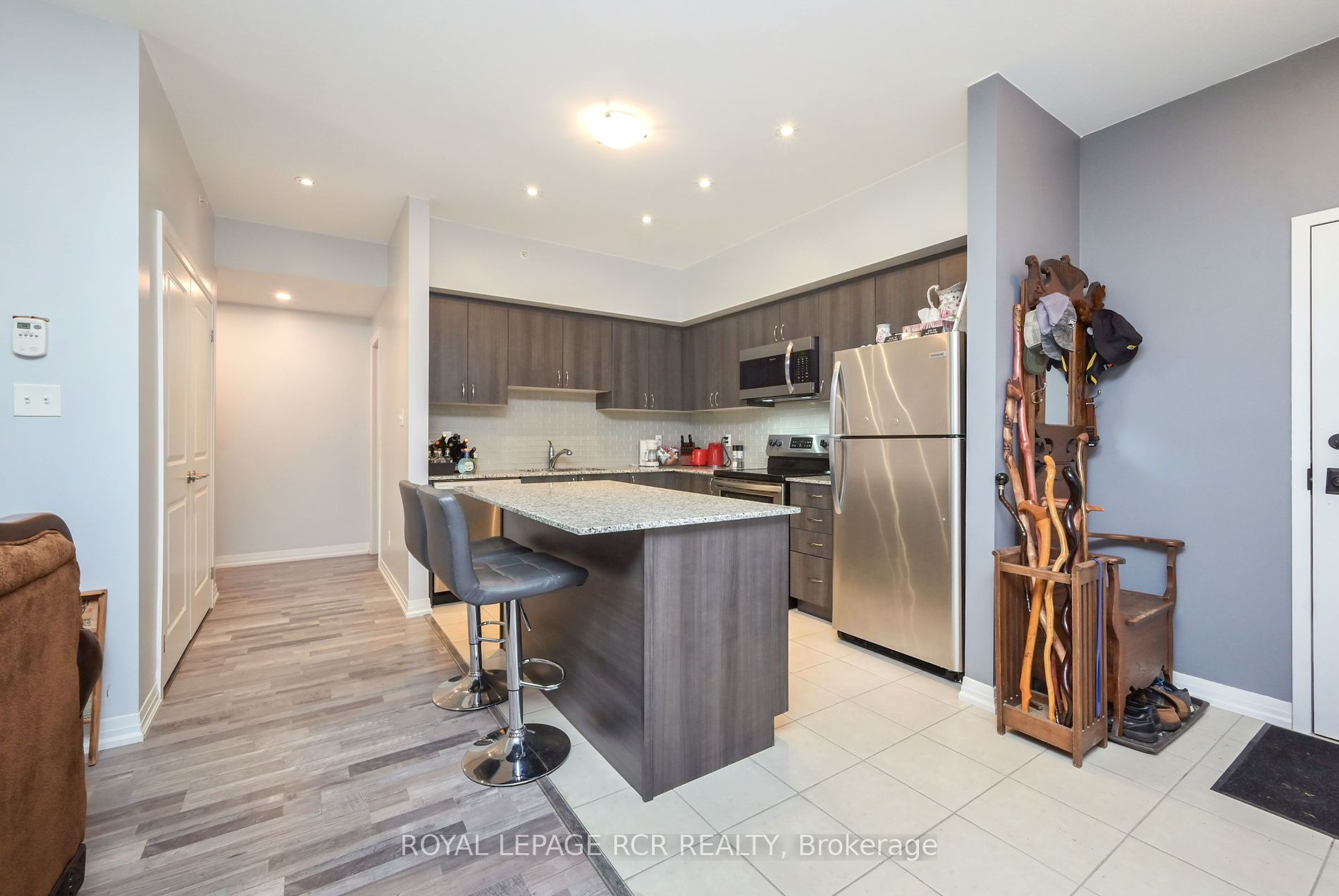 157 Wellington Street E, #105
