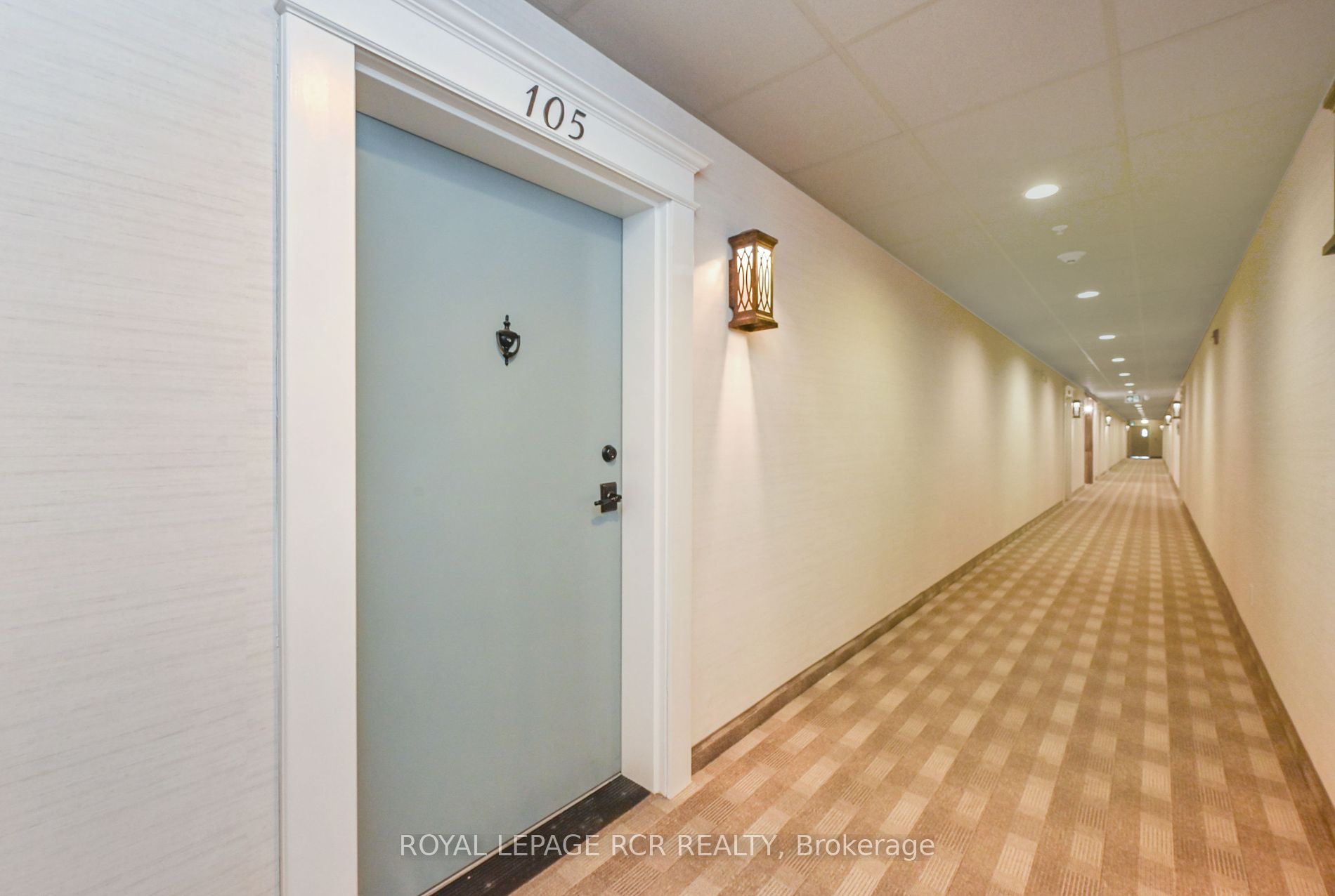 157 Wellington Street E, #105