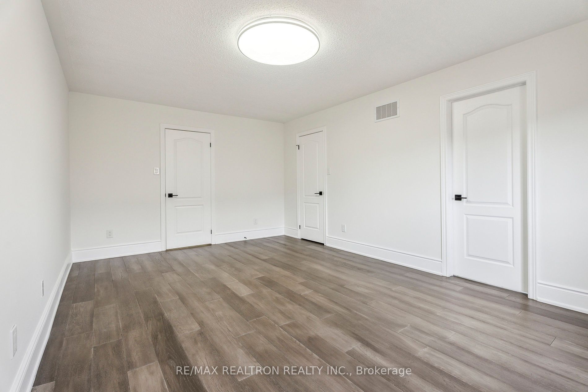 2 Mary Gapper Cres, #9