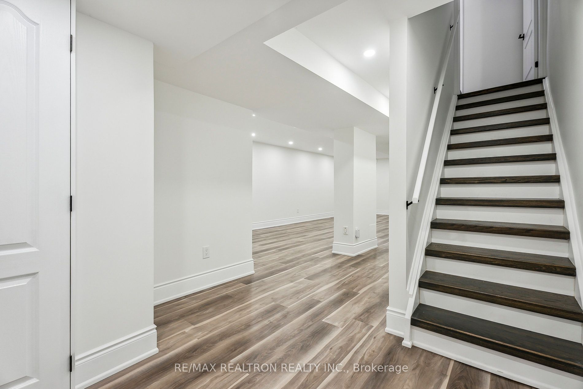 2 Mary Gapper Cres, #9