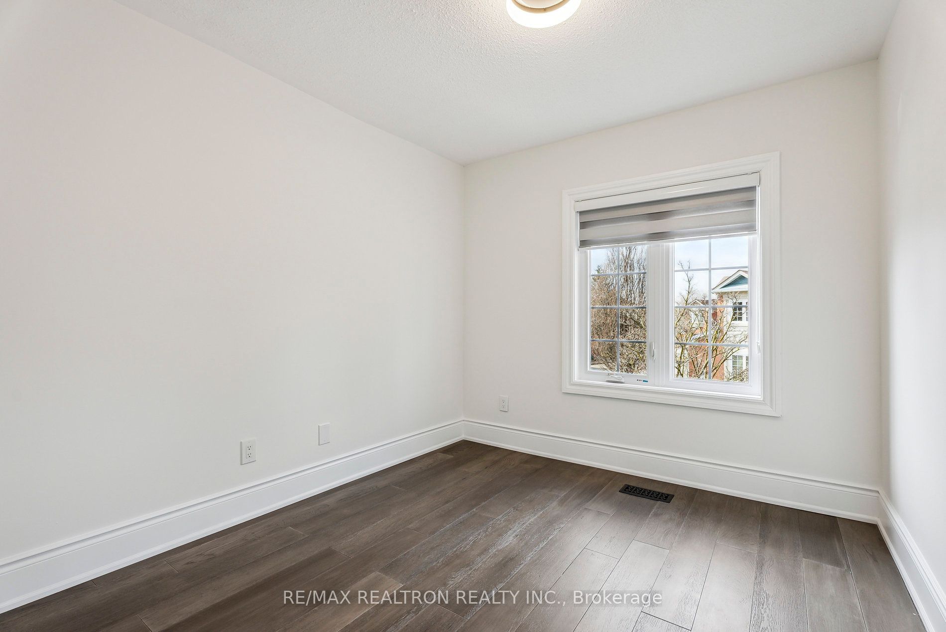 2 Mary Gapper Cres, #9