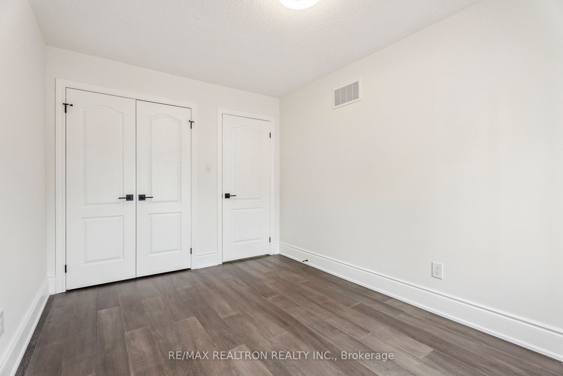 2 Mary Gapper Cres, #9