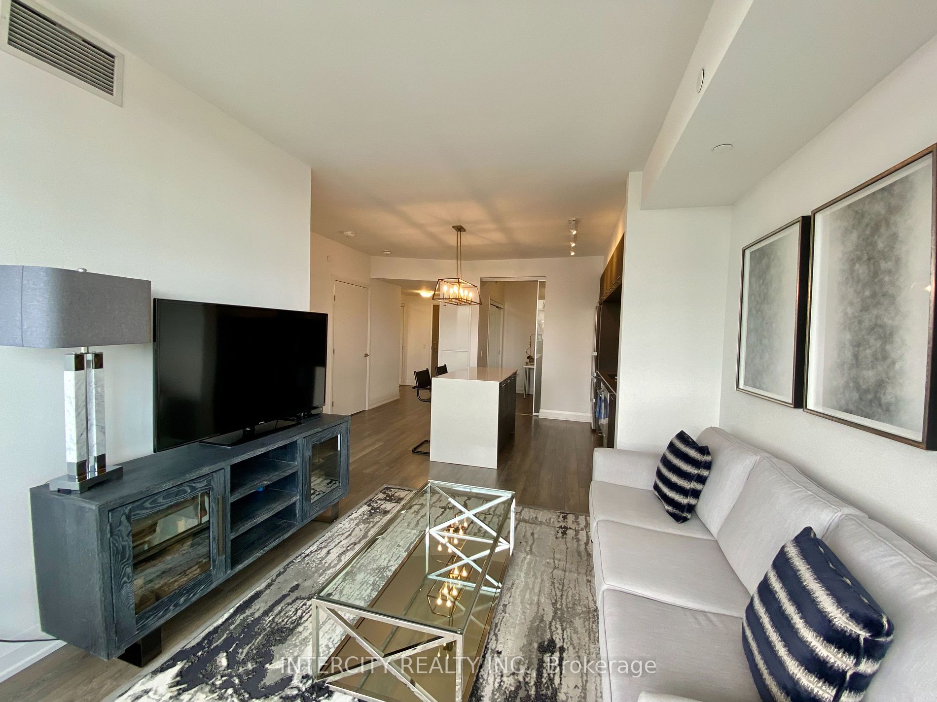 4800 Highway 7 #421