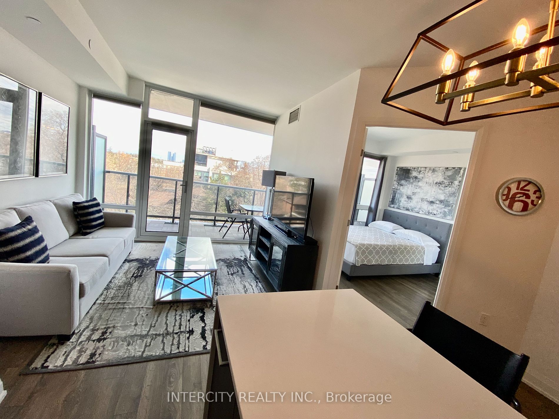 4800 Highway 7 #421