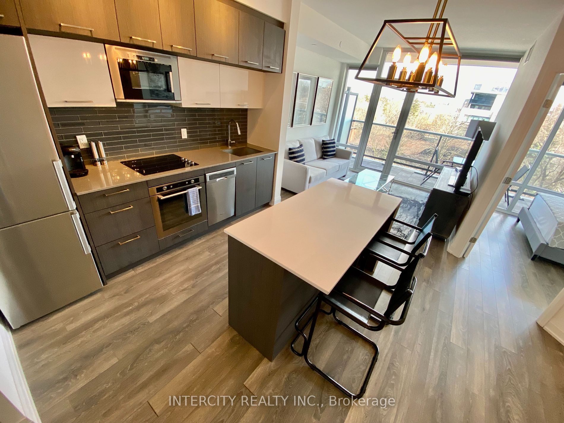 4800 Highway 7 #421