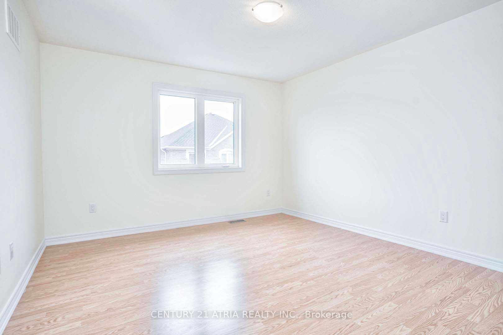 48 Farmhouse Cres
